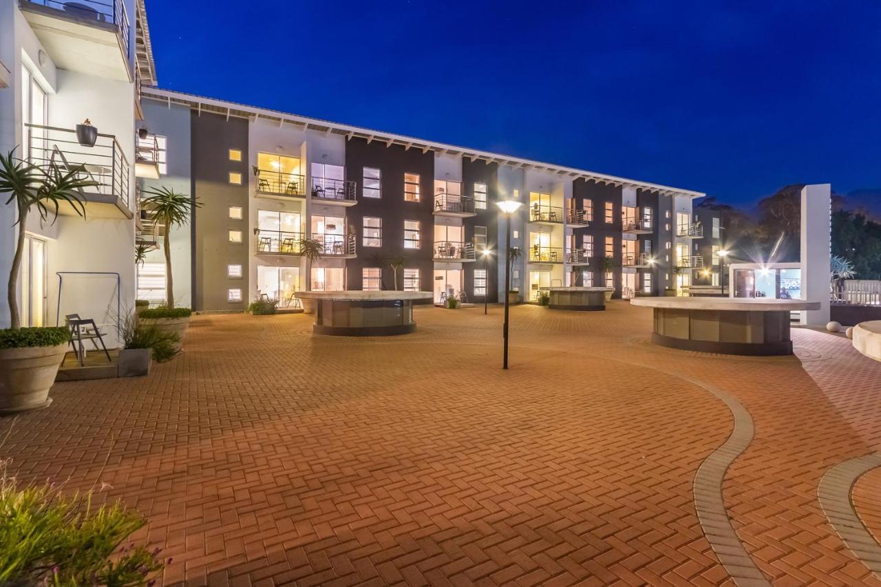 Wink Aparthotel Quiver Tree Стеленбош Екстериор снимка
