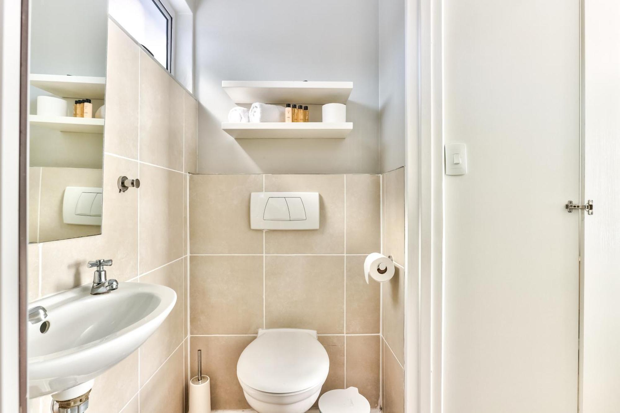 Wink Aparthotel Quiver Tree Стеленбош Екстериор снимка