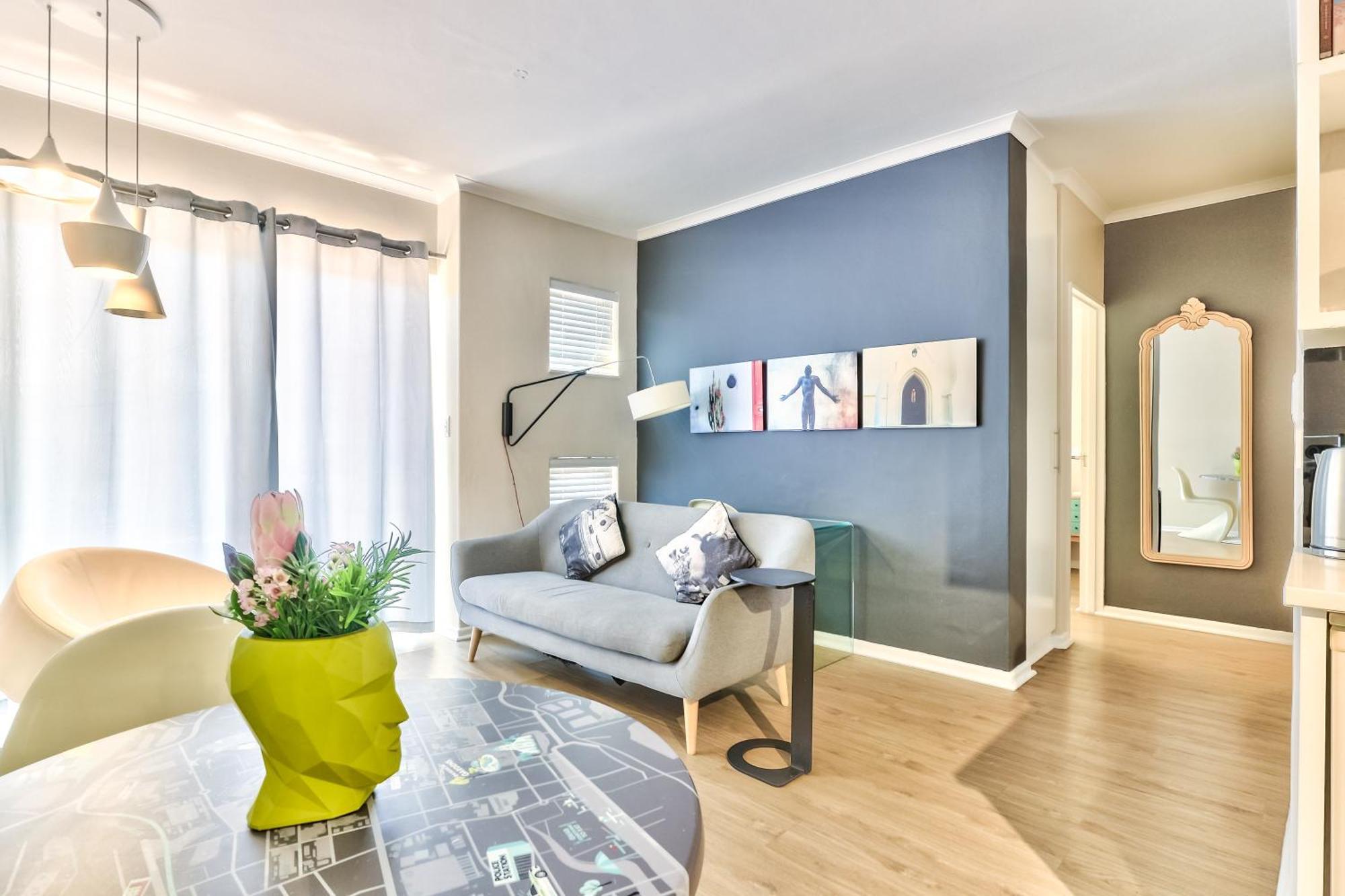 Wink Aparthotel Quiver Tree Стеленбош Екстериор снимка