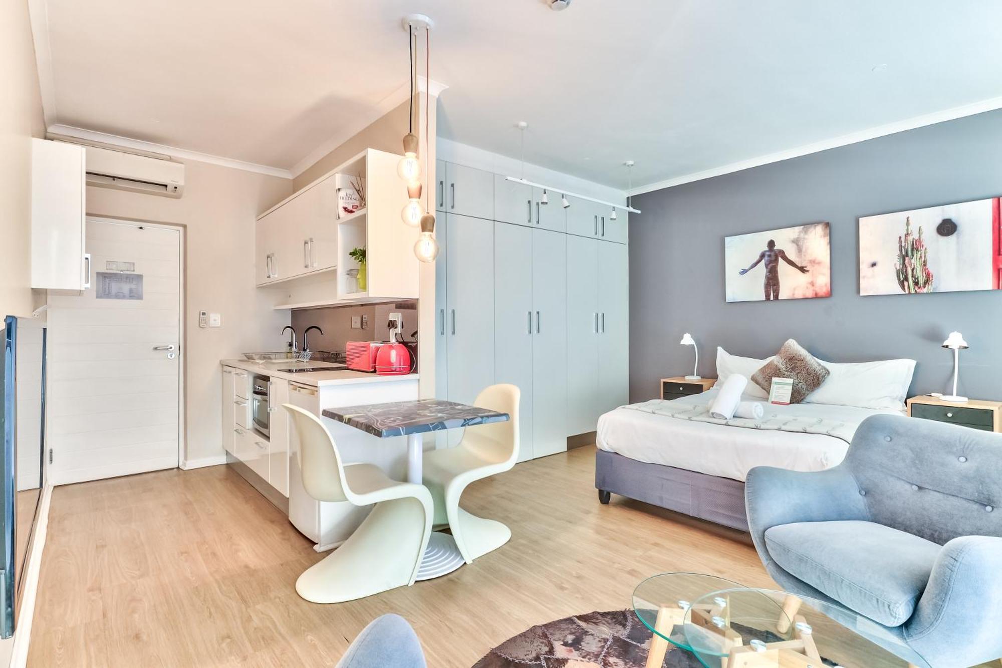 Wink Aparthotel Quiver Tree Стеленбош Екстериор снимка